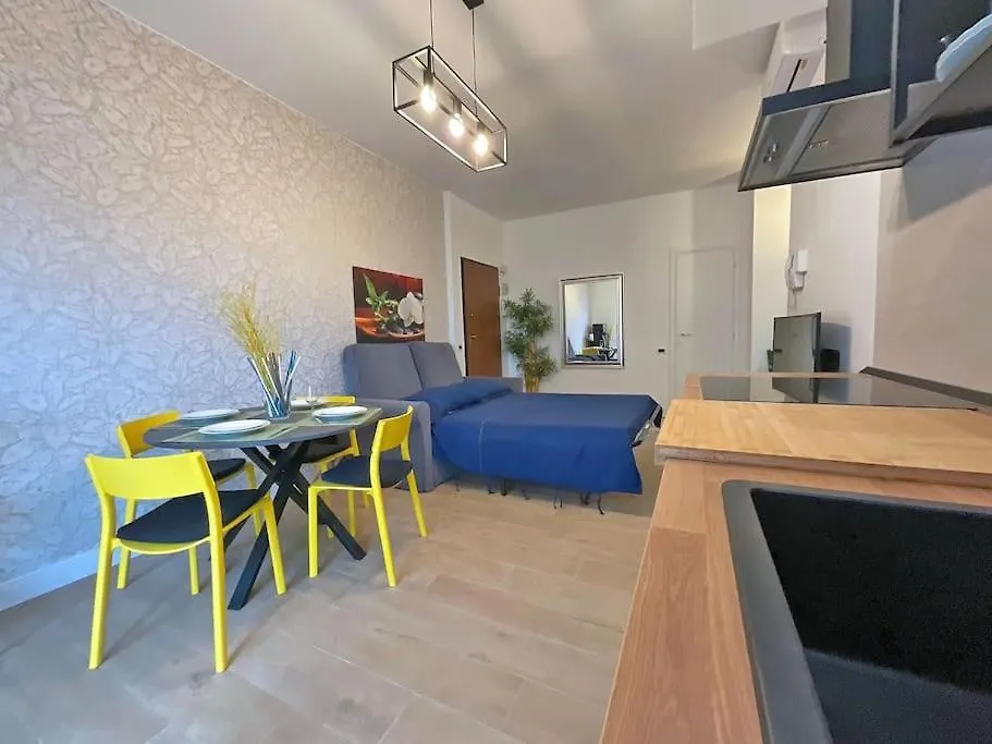 Bright & Modern 2 Min Metro 20Min Niguarda H Apartment Milan